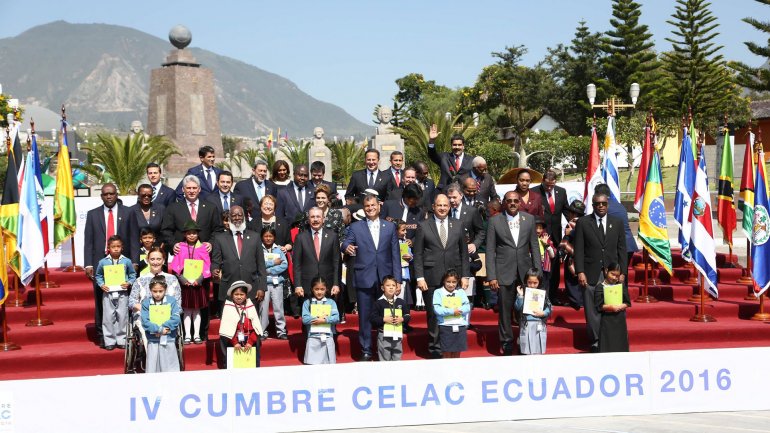 cumbre ecuador